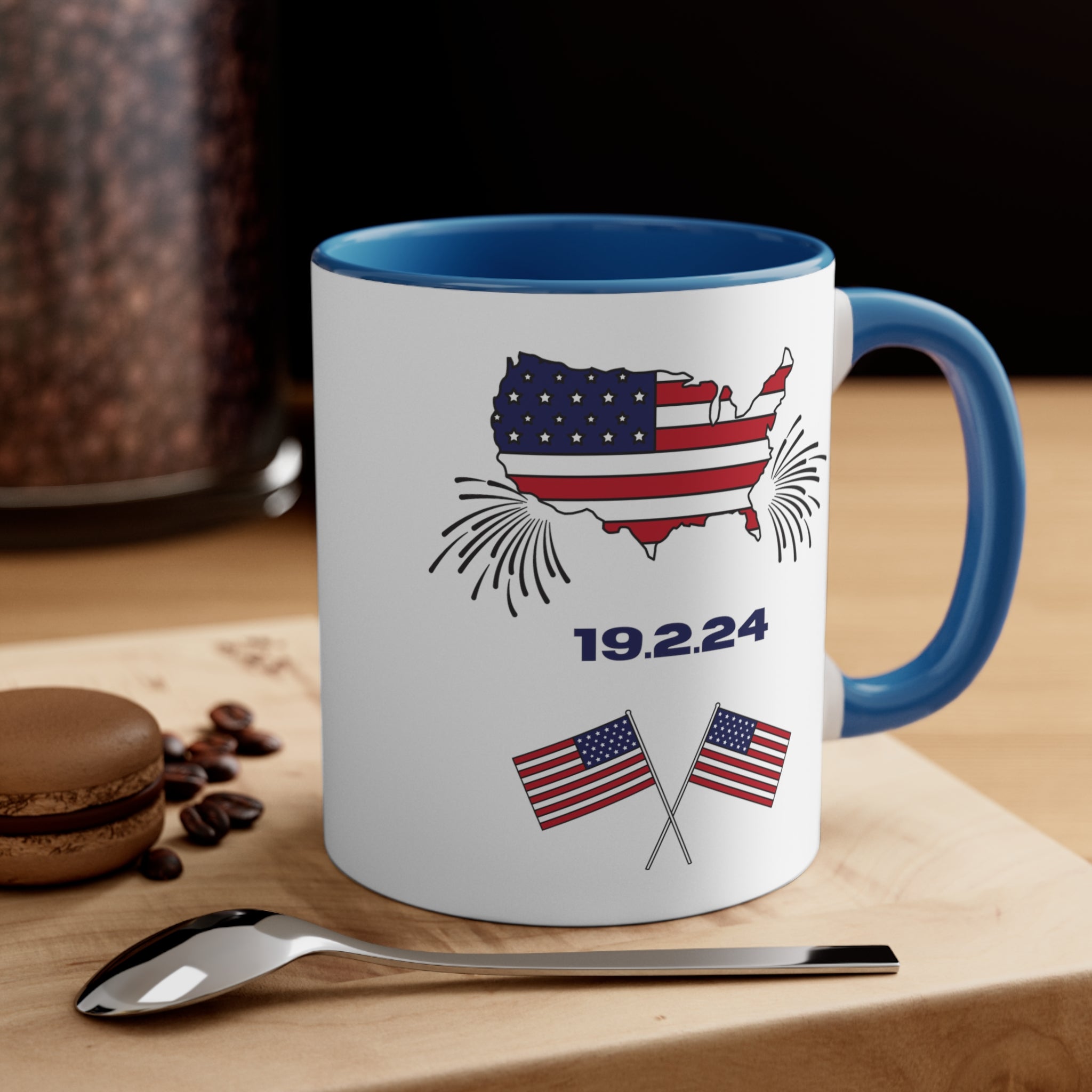 Patriotic-themed drinking mug - alternate view